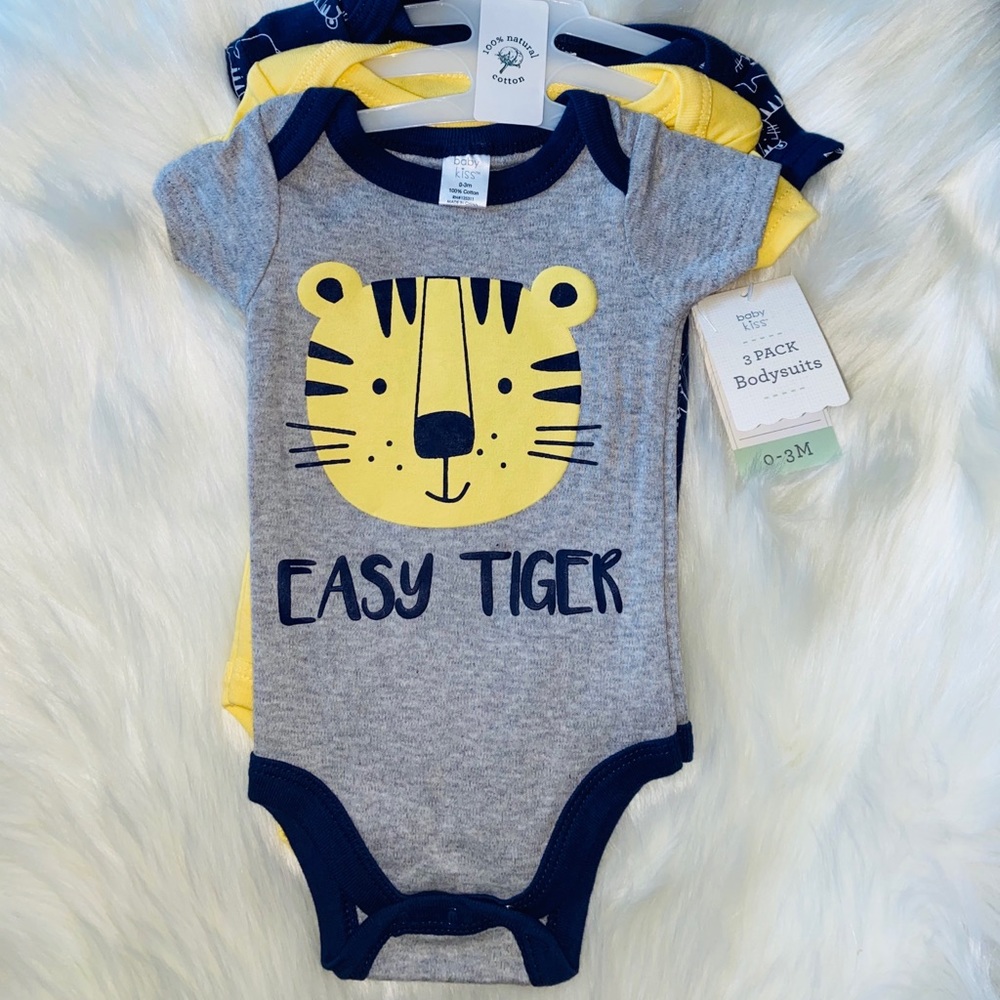 New 3 pack baby onesies